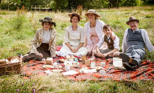 webANXbacktimedinners5e2